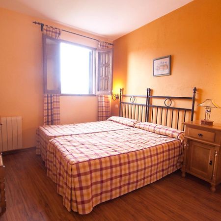 Hostatgeria Sant Jaume Hotel Corachar ภายนอก รูปภาพ