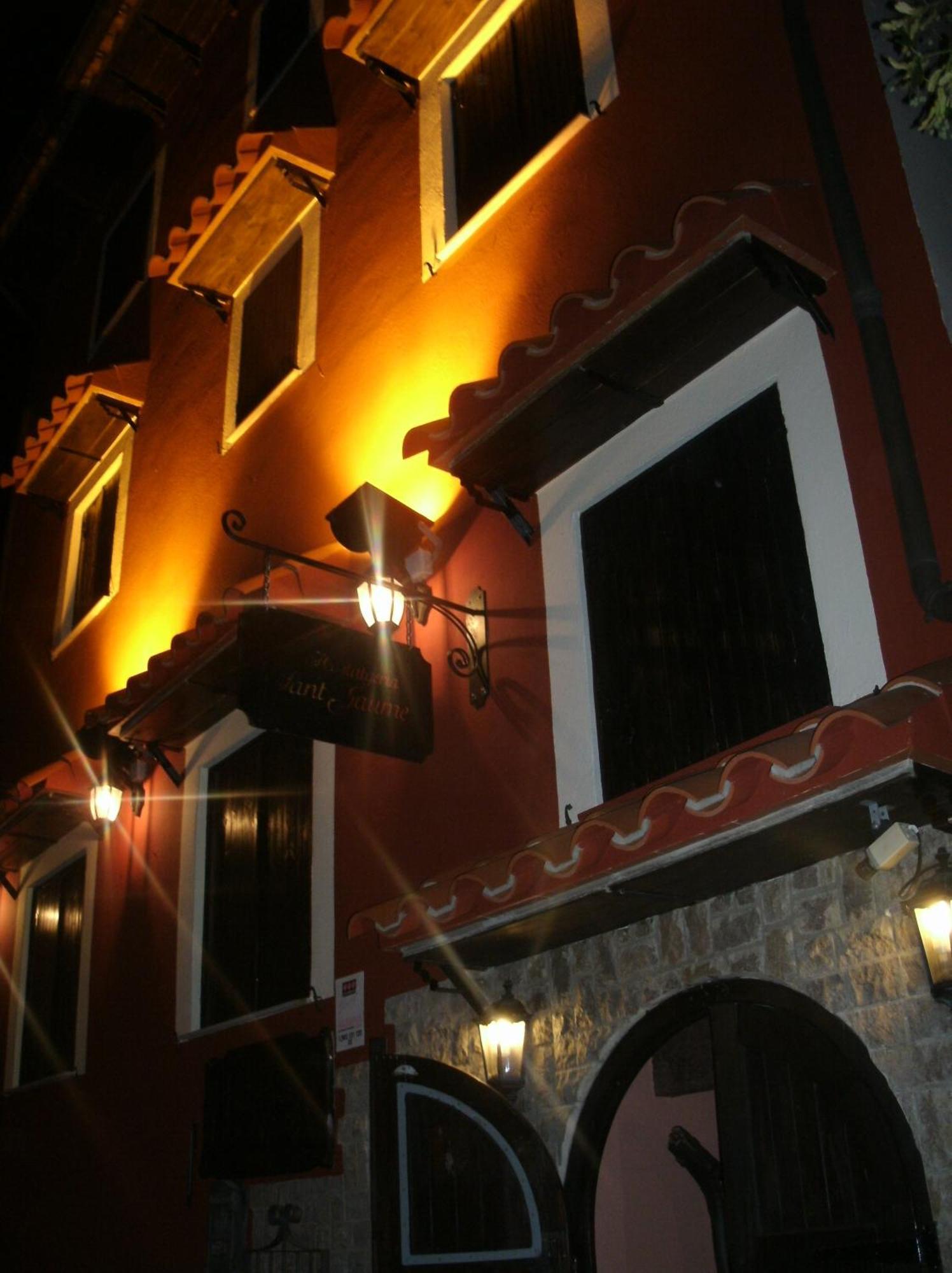 Hostatgeria Sant Jaume Hotel Corachar ภายนอก รูปภาพ