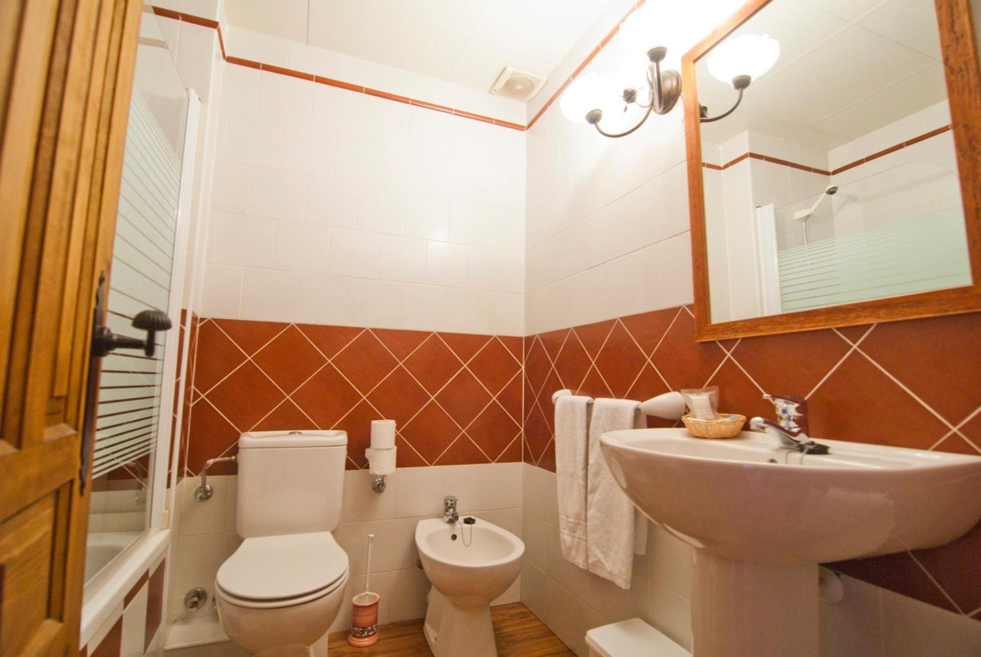 Hostatgeria Sant Jaume Hotel Corachar ภายนอก รูปภาพ