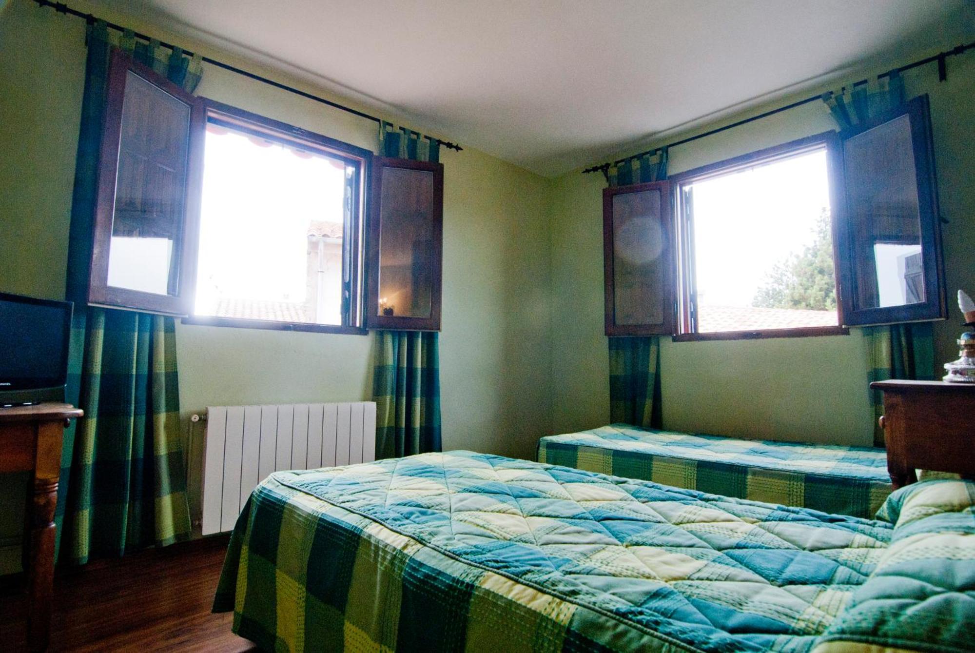 Hostatgeria Sant Jaume Hotel Corachar ภายนอก รูปภาพ